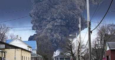 OH train derailment, toxic smoke rising from train wreck